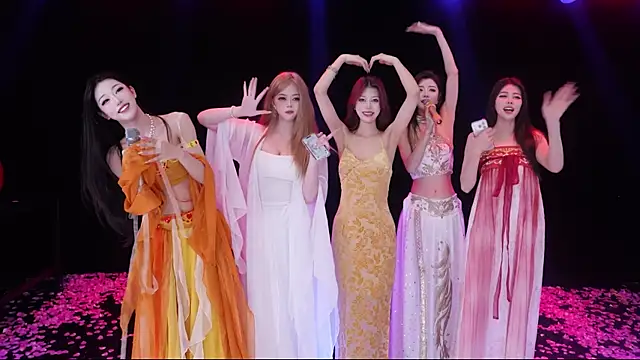 美女RV-525-在线直播