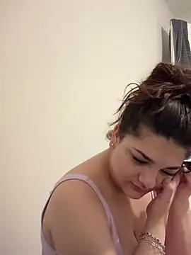 treasurebabii live sex cam