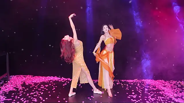 美女RV-525-在线直播