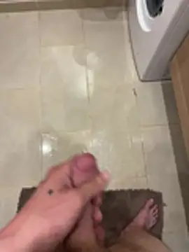 lechouilleur44 (M young) - Ejaculation