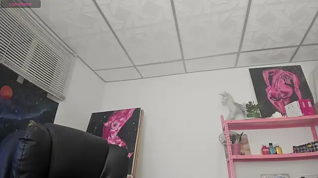 mariecam420 - Mariecam420's free webcam