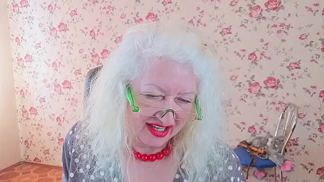 maya_mayflower - Maya_Mayflower's free webcam