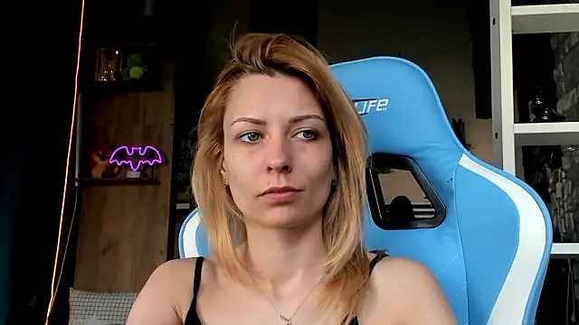 karo123421 - Karo123421's free webcam