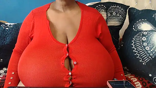 cutefirmmelonss - CUTEFIRMMELONSS's free webcam - UK Sex Cams