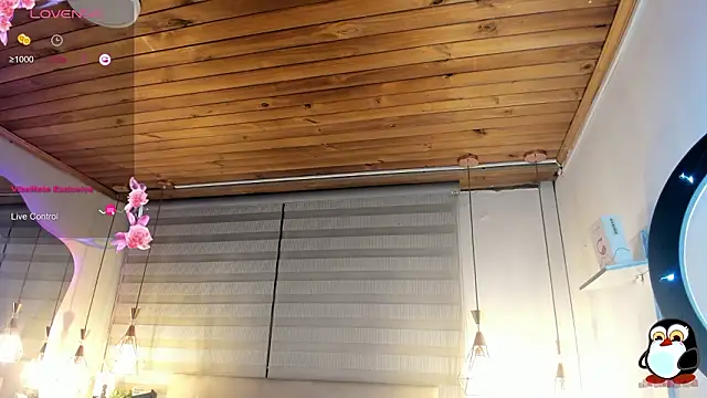 cristal__hot_1 - Cristal__hot_1's free webcam - UK Sex Cams