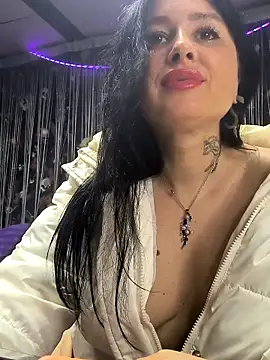 kikixred - KikiXRed's free webcam