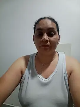 Webcam Model (MirandaSoto)  is live.Free join now!