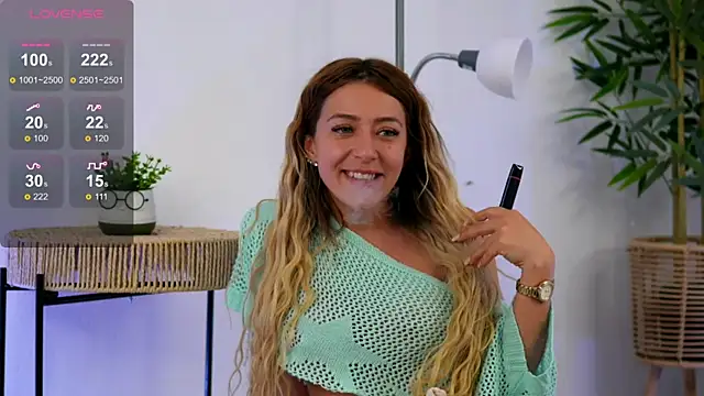 juliahyde - JuliaHyde's free webcam