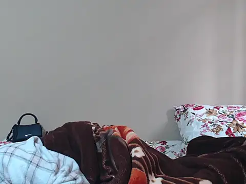 yummymelanin117 - YummyMelanin117's free webcam