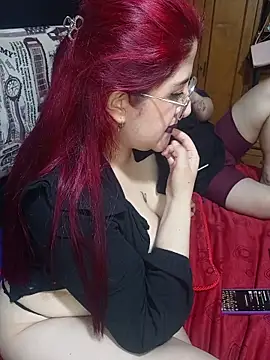 juliigrey - JuliiGrey's free webcam