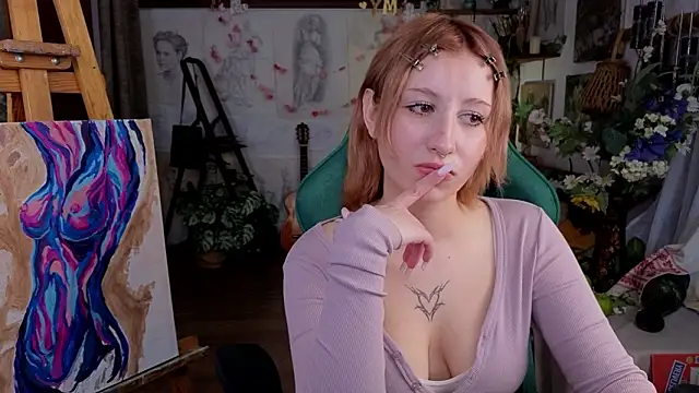 effiemeowley - EffieMeowley's free webcam