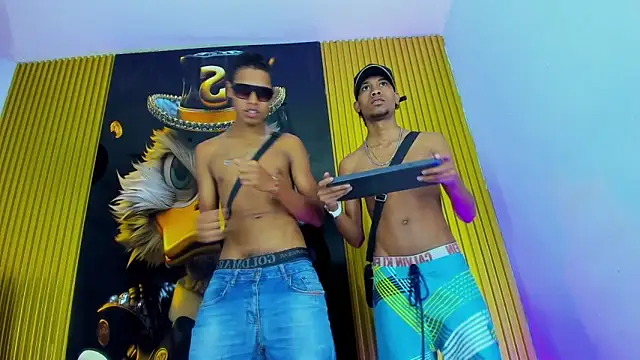 the_panthers_hot - The_Panthers_Hot's free webcam