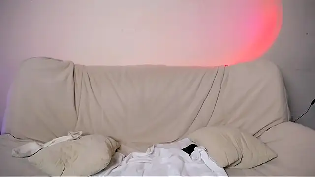 elenamonroe - ElenaMonroe's free webcam