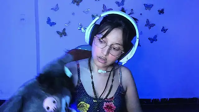 little_lisy - Little_Lisy's free webcam