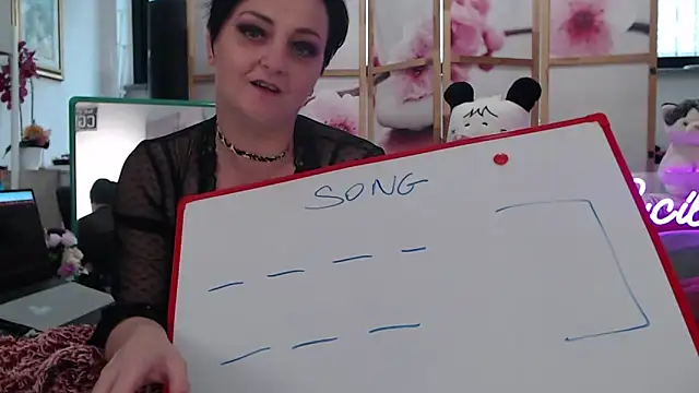 lucillabollente (F mature) - Red period...❤️Love me anyway...☺️❤️