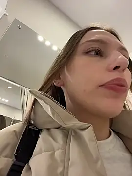 I'll be on air in a public place. I need to be careful, but I want to have fun 💦❤️ PVT Open 