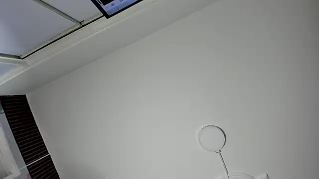 kami_hugeass - KAMI_HUGEASS's free webcam - UK Sex Cams