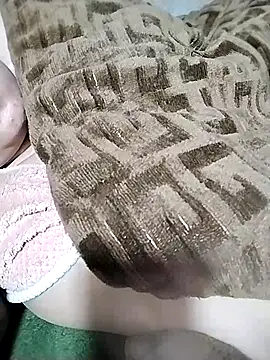 venu00 - Venu00's free webcam