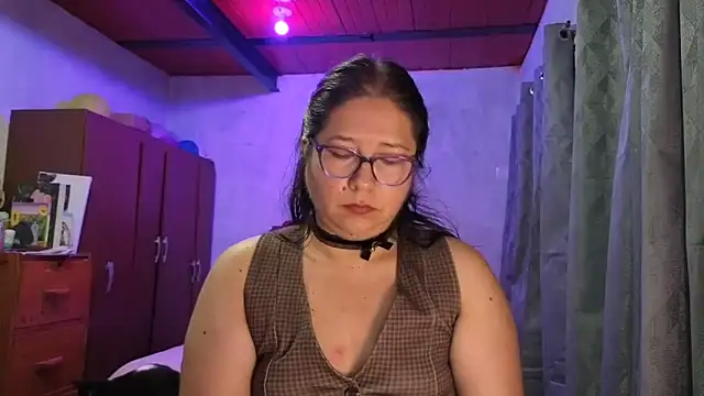 scarlett_widow_ - Scarlett_widow_'s free webcam