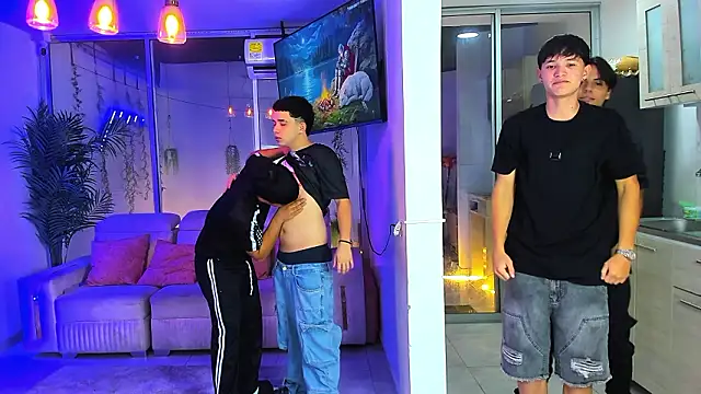 Houseofwarrios live sex cam