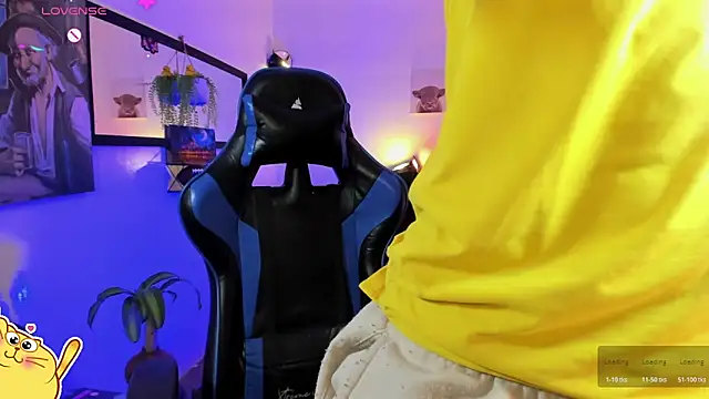 damian_latinxxx (M young) - 😈shirtless