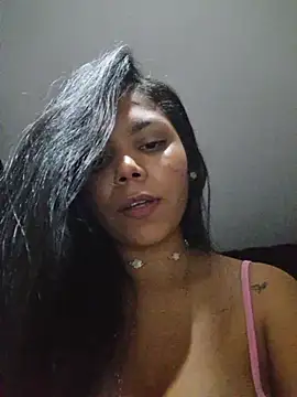 Webcam Model (Mia_Rosex)  is live.Free join now!