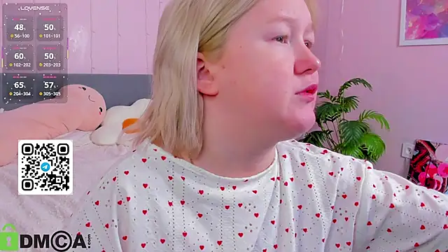 sara_robinson (F young) - ass in oil