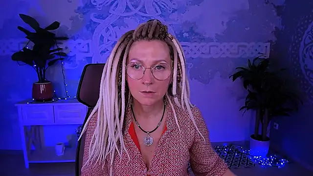 umaspace - UmaSpace's free webcam - UK Sex Cams