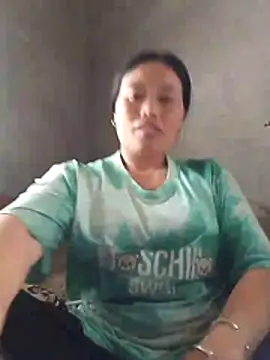 maikha08 - Maikha08's free webcam - UK Sex Cams