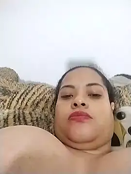 Webcam Model (sweetpe)  is live.Free join now!