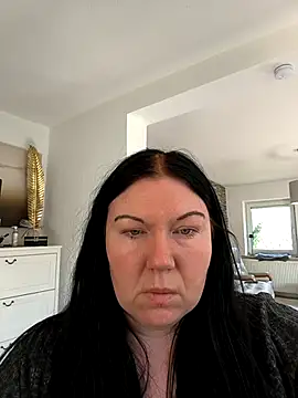 p6w_official (F milf) - Send me 77 tk for 2 × Sex Video