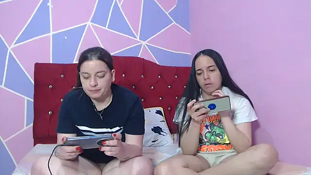 lola_barbara - Lola_barbara's free webcam - UK Sex Cams