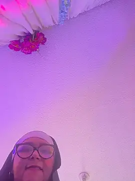 venus_r0se - Venus_R0se's free webcam - UK Sex Cams