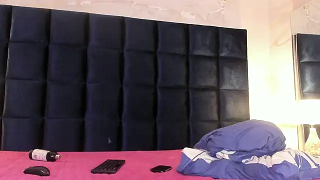 loladupont - Loladupont's free webcam - UK Sex Cams