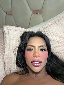 HOT_LADY_777 live sex cam