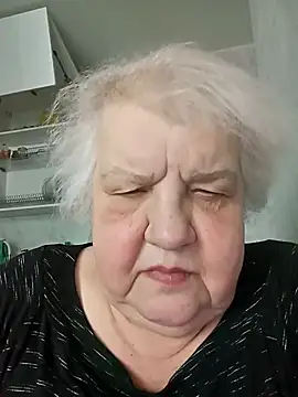 HapinessLovee from StripChat is Freechat