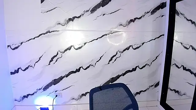 edy_play (Ask my age) - GREAT EXPLOSION OF MILK IN MY BODY BABY