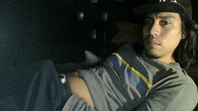 AlexAlejandro13 live sex cam