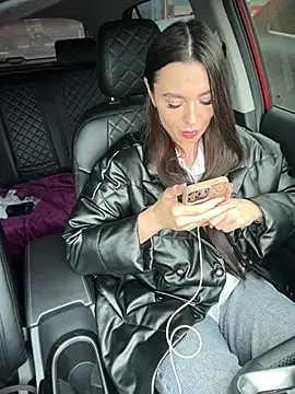 emma_catt - Emma_Catt's free webcam - UK Sex Cams