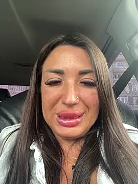 RuslanaXX live sex cam