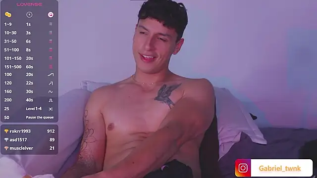 i_gabriel (M young) - LICK MY FEET