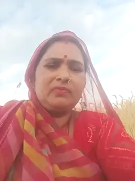 Webcam Model (Your-shreya143)  is live.Free join now!