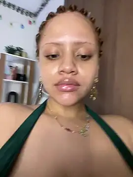 charlotee_ - Charlotee_'s free webcam - UK Sex Cams