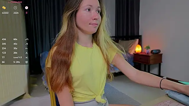 pocketelsa - PocketElsa's free webcam - UK Sex Cams