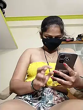 Priyanka_30 live sex cam