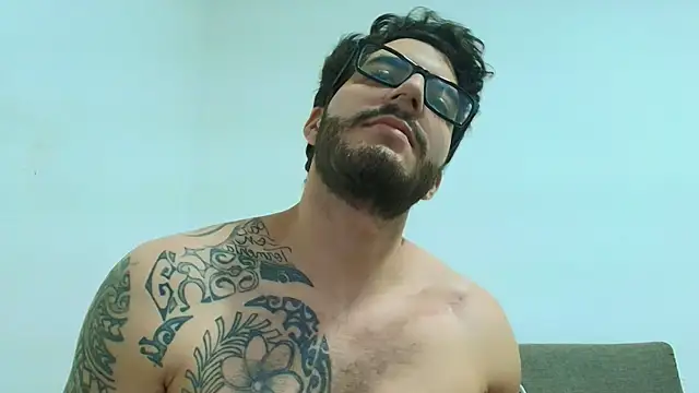 thomas_gun live sex cam