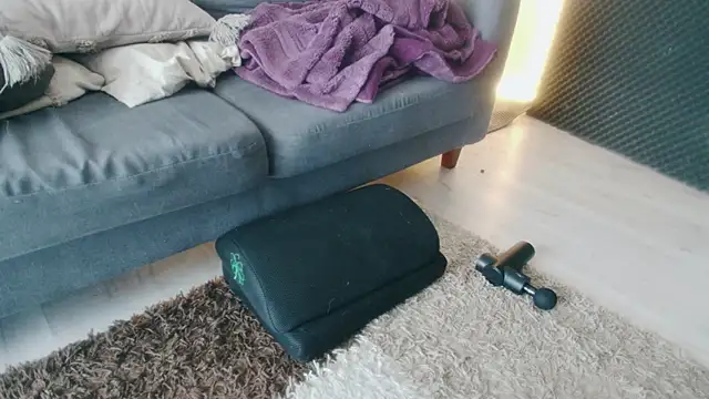 Intense_1337 live sex cam