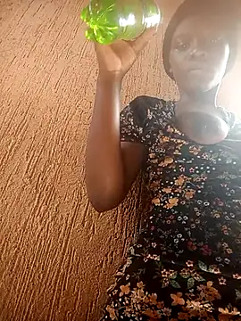 petite_li (F young) - Tourn around necked and say hi