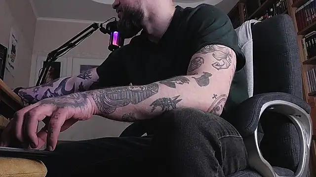 FindomJason live sex cam
