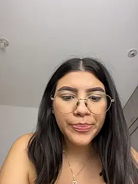 julieta_hornyx - Julieta_Hornyx's free webcam - UK Sex Cams